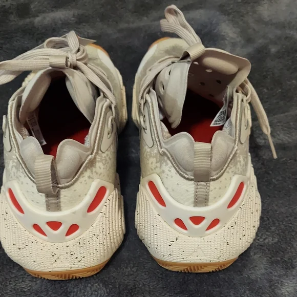 Adidas Trae Young 3 J wonder beige men size 5.5 Adidas Trae Young 3 J wonder beige men size 5.5 - casafrato  main image 4
